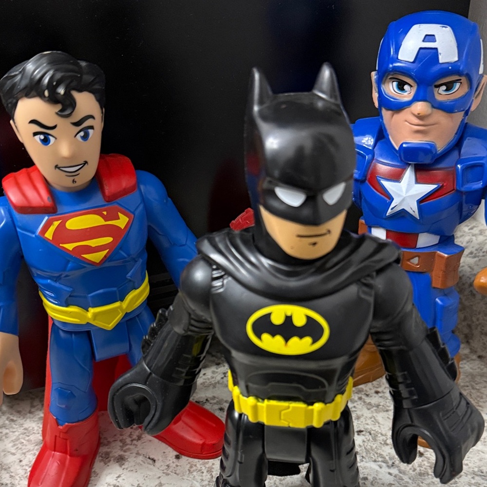 Fisher Price Imaginext Superhero Action Batman, Captain America, the Hulk - Picture 5 of 6